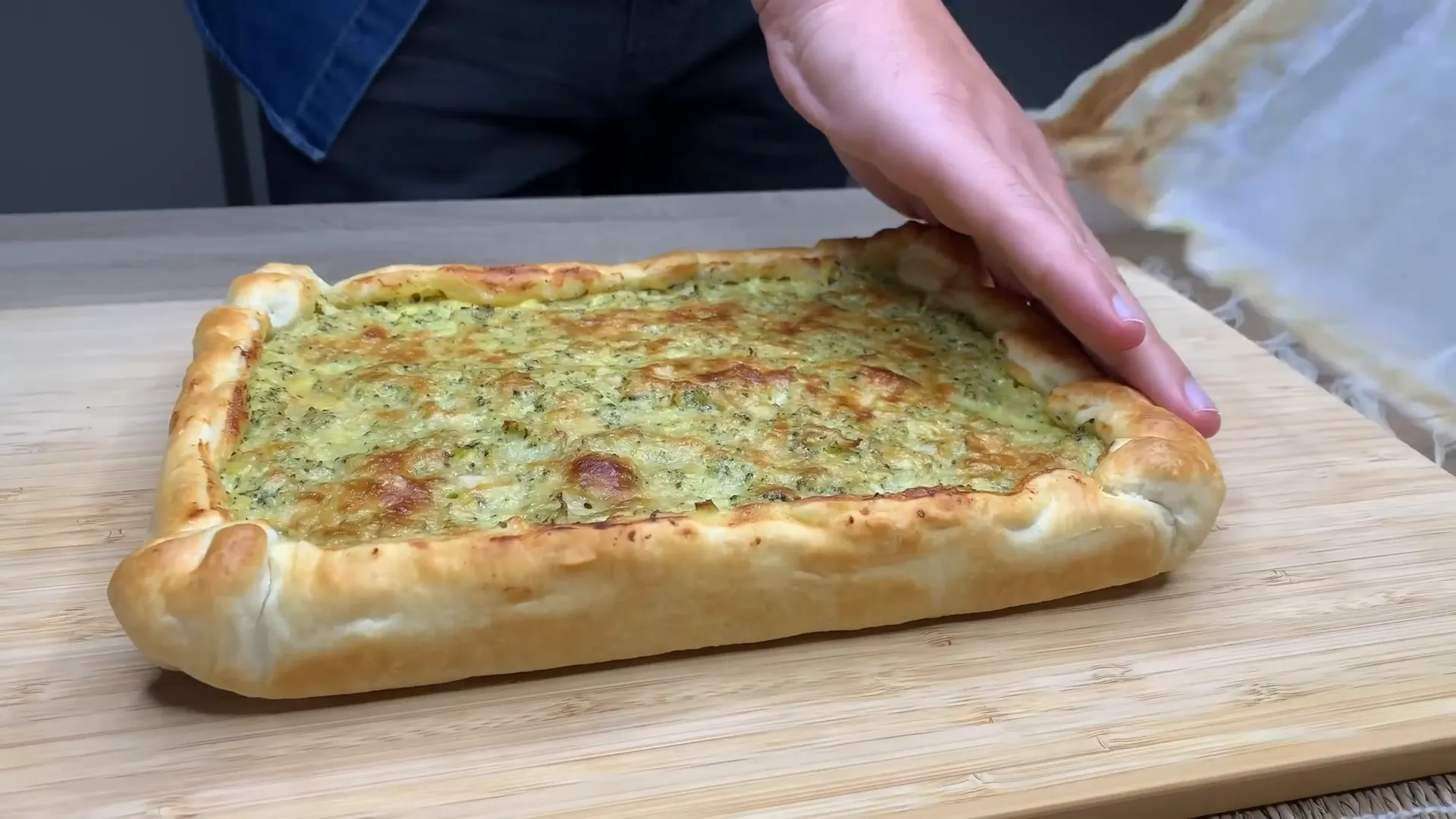 Baking savory puff pastry pie